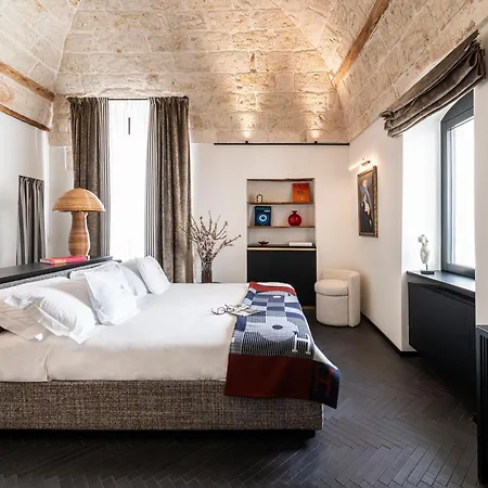 Dimora San Nicola Charming 3* Κονβερσάνο