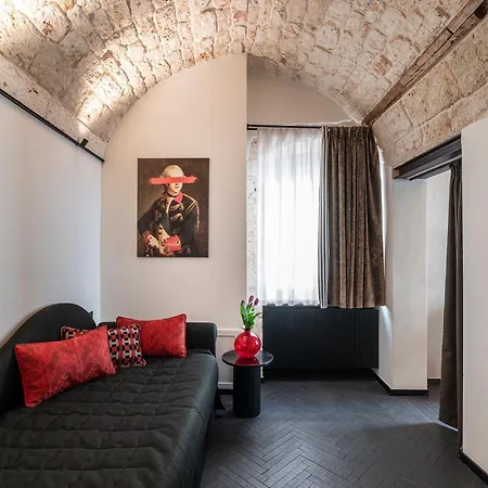 Dimora San Nicola Charming Bed and breakfast