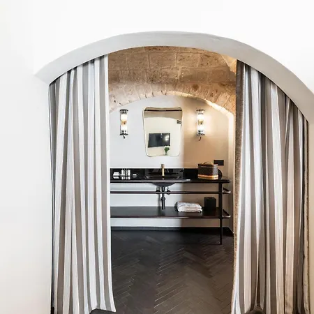 Dimora San Nicola Charming Bed and breakfast
