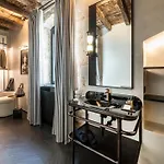 Dimora San Nicola Charming Couette-café